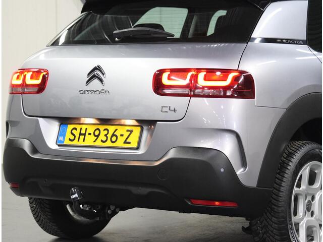 Citroen C4 CACTUS 1.2 110PK Business | AUTOMAAT | AppleCarPlay/AndroidAuto | Armsteun | Cruise Control | Climate Control | DAB Radio | LED | Isofix | Privacy Glass | LM Velgen | Parkeersensoren |