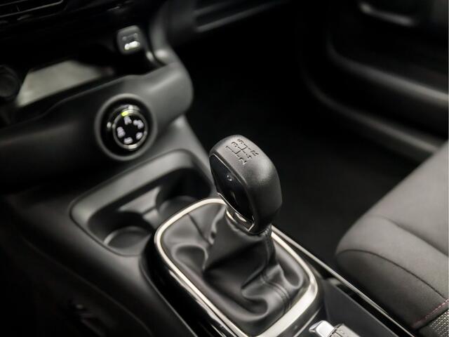 Citroen C4 CACTUS 1.2 PureTech Shine (APPLE CARPLAY, GROOT NAVI, CAMERA, LM VELGEN, SPORTSTOELEN, PARKEERSENSOREN, GETINT GLAS, LANE ASSIST, NIEUWSTAAT)