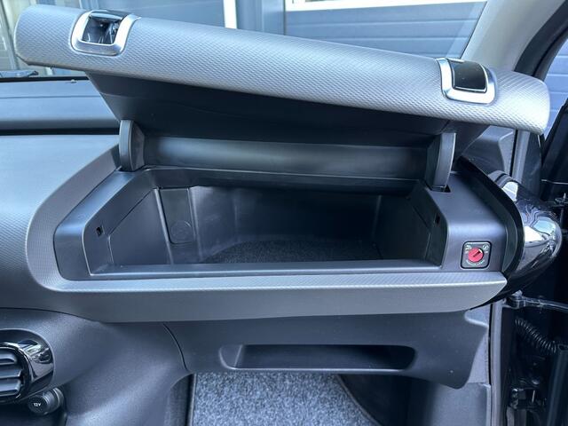 Citroen C4 CACTUS 1.2 PereTech Shine Aut. Navi. Camera