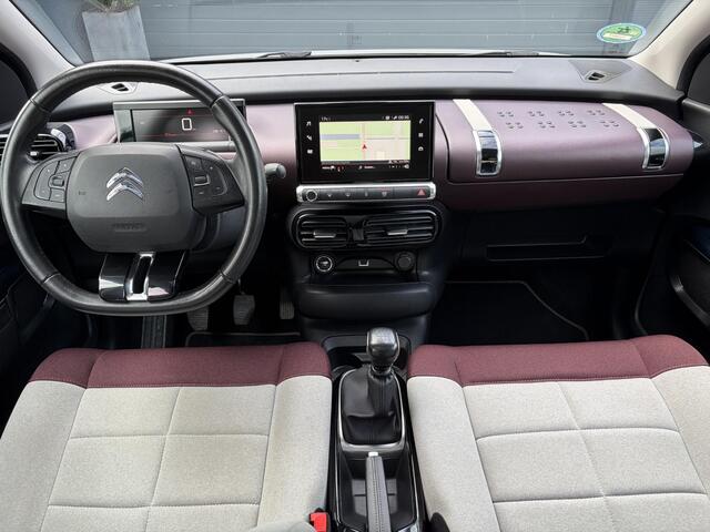 Citroen C4 CACTUS 1.2 PureTech Shine 131pk,6 Bak,D-riem vv in 204,Pano,Trekhaak,Camera,Navi,Dodehoek,Keyless,Clima,Cruise,N.A.P,Recent beurt gehad,Pdc V+A,Lm velgen,Apk tot 06-2027
