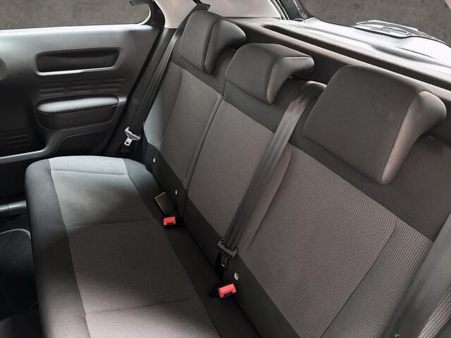 Citroen C4 CACTUS 1.2 PureTech Sport (GROOT NAVI, CRUISE, SPORTSTOELEN, GETINT GLAS, TREKHAAK, NIEUWE APK, NIEUWSTAAT)