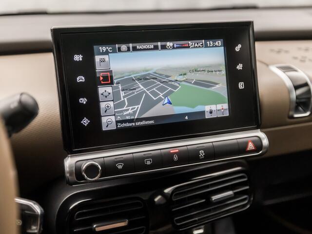 Citroen C4 CACTUS 1.2 PureTech One-Tone 110Pk Automaat (PANORAMADAK, NAVIGATIE, CAMERA, STOELVERWARMING, SPORTSTOELEN, GETINT GLAS, CRUISE, NIEUWSTAAT)