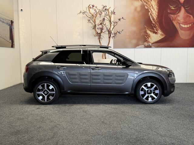 Citroen C4 CACTUS 1.2 PURETECH ONE-TONE NAVIGATIE CRUISE CONTROL CLIMATE CONTROL BLUETOOTH TELEFOON MEDIA VOORBEREIDING 17" LICHTMETALEN VELGEN PDC ZEER MOOI !!