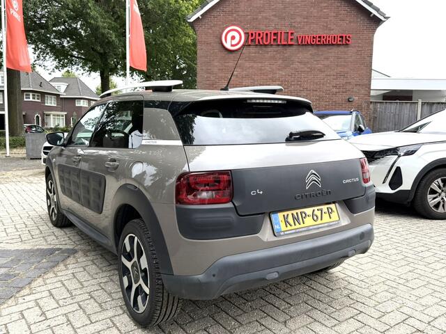 Citroen C4 CACTUS Benzine 82 Pk * Navigatie * Achteruitrij Parkeer Camera en Sensoren * Climate & Cruise ontrol * Vingerhoets; Vierde Generatie Eersteklas Service. Al meer dan 100 jaar een begrip in de Brabantse Kempen