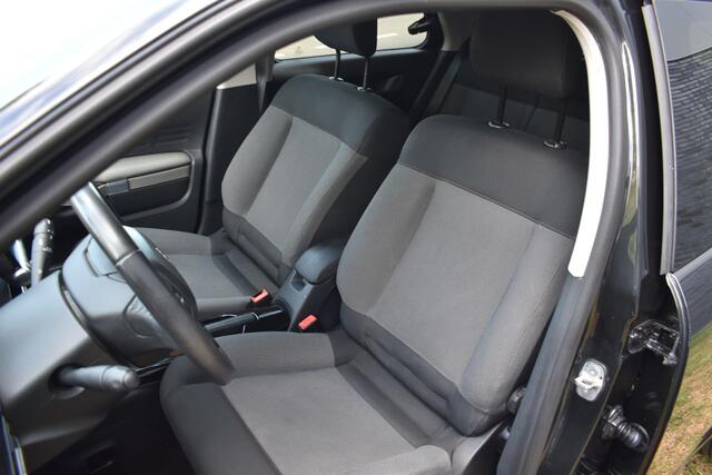 Citroen C4 CACTUS 1.2 PureTech Feel Trekhaak Navi Stoelverwarming