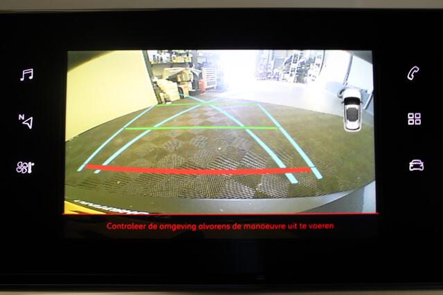Citroen C4 CACTUS 1.2 PureTech Business Navi/camera