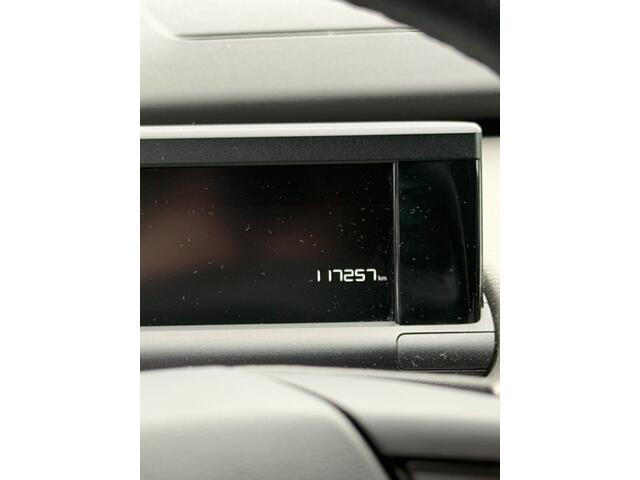 Citroen C4 CACTUS 1.2 PT Business 110 PK NIEUWE APK / NIEUWE D-RIEM / NAVI / CLIMA / CRUISE / PDC / LMV / LED