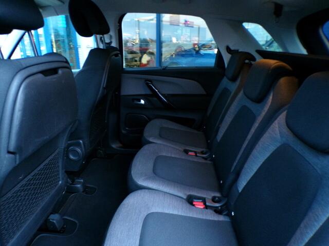 Citroen C4 PICASSO 1.2 PureTech Feel, Trekhaak / Carplay + Android Auto / Navigatie / Climate Control / 17' LMV
