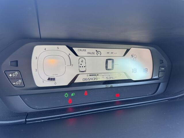Citroen C4 PICASSO 130pk Selection Navigatie|Airco|trekhaak 1470KG
