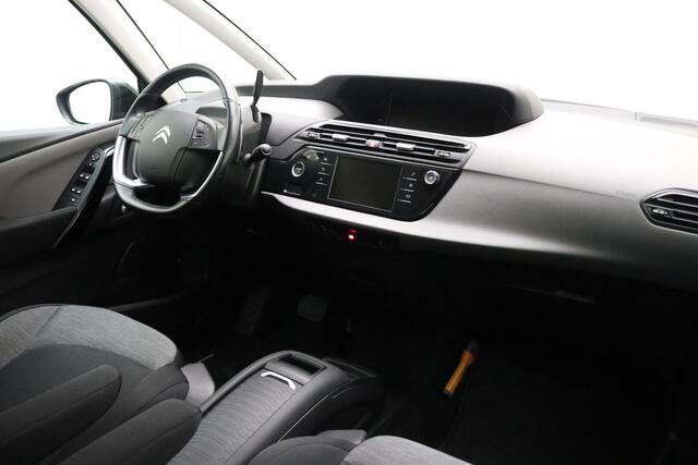 Citroen C4 PICASSO 1.2 PureTech 130pk Feel | Automaat | Trekhaak | Achteruitrij Camera | Parkeersensor | Navigatie | Cruise Control | Climate Control L en R gescheiden | Licht metalen velgen |
