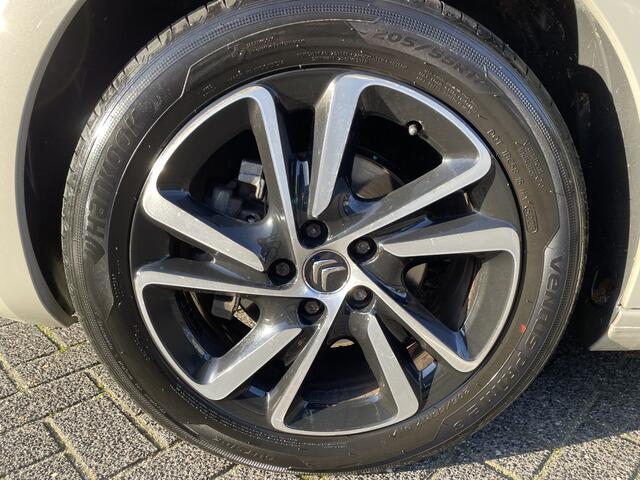 Citroen C4 PICASSO 130pk Feel (Trekhaak - Elektrische klep - Keyless Entry - Camera - Apple Carplay - Automatische Airco - Navigatie)