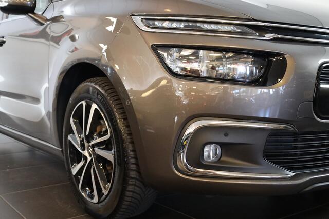 Citroen C4 PICASSO PT 130 Shine Automaat-6 Trekhaak | All season banden | Camera