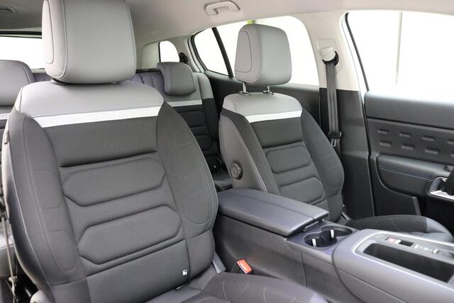 Citroen C5 Aircross 1.2 PureTech 130pk Feel | Automaat | Navigatie | Trekhaak | Weinig kilometers | Camera | Climate control | Keyless | Lichtmetalen velgen | Getint glas