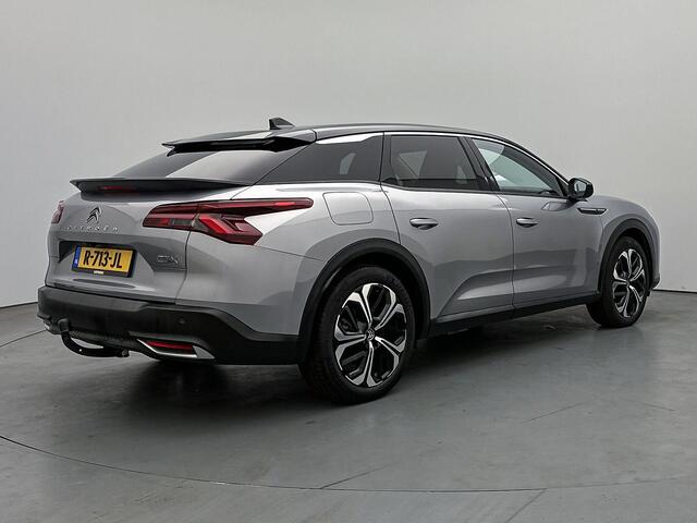 Citroen C5 X Business Plus Hybrid 225 pk Automaat | Navigatie | Achteruitrijcamera | Parkeersensoren Voor en Achter | Verwarmde Comfortstoelen | LED Koplampen | Keyless Entry/Start | Verwarmd Lederen Stuurwiel | Trekhaak | Adaptieve Cruise Control | 19" Lichtmetalen