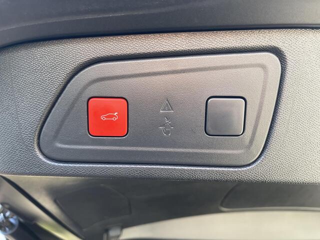 Citroen C5 Aircross 1.6 Plug-in Hybrid Business Plus 18"/Adaptieve cruise/Dodehoek/Camera/Stoelverwarming/LED/Apple Carplay & Android Auto
