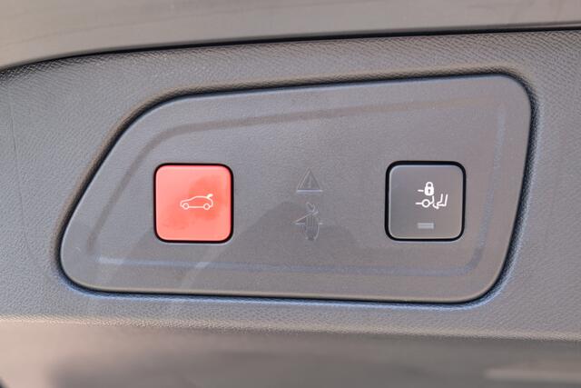 Citroen C5 Aircross PT 130 Business Plus Trekhaak, All Weather banden, Stoelverwarming, Elektr. Achterklep