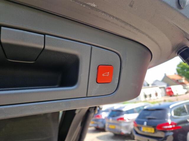 Citroen C5 X 1.6 Plug-in Hybrid Shine | Open Dak | Navigatie | Climate & Cruise Control | Elektrische Achterklep | Lederen Bekleding| Stoelverwarming |