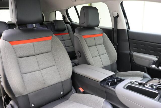 Citroen C5 Aircross 1.2 PureTech Feel 130 PK Automaat | Navigatie | Trekhaak | Camera | Lichtmetalen velgen | Climate control | Extra getint glas | Keyless
