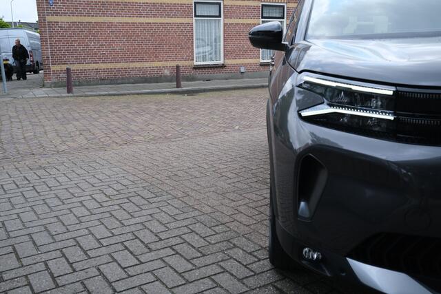 Citroen C5 Aircross Hybrid 136 ë-Series Automaat-6 St. verwarming | 2-Tone etc