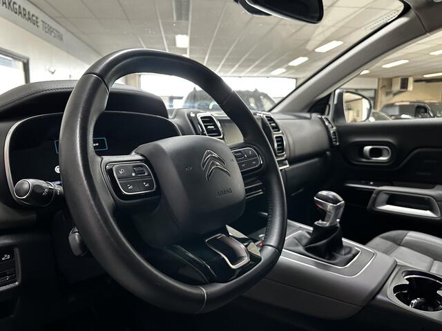 Citroen C5 Aircross 1.2 PureTech Business Plus/ D-Riem verv: 148.000 KM!/ Trekhaak/ Virtual Dash./ Keyless/ LED Koplampen/ Keyless/ Camera/ DAB+/ Apple + Android/ Lane-Assist./ Adaptive Cruise/ Dode-Hoek DET./ Extra getint glas/ Elek. Koff