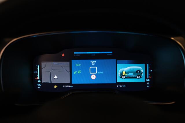 Citroen C5 Aircross Hybrid 225Shine Leer/All Wheather Banden/Elektr. Achterlklep/Stoelverwarming