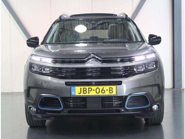 Citroen C5 Aircross 1.6 Plug-in Hybrid 225PK Shine | AppleCarPlay/AndroidAuto | 360'Camera | LEER | Glazen schuifdak | Cruise Control | 19''LMV | Stoelverwarming | Navigatie | Isofix | Privacy Glass | Elektrische Klep