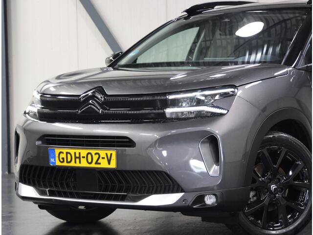 Citroen C5 Aircross 1.2 Hybrid 145PK ë-Series | AppleCarPlay/AndroidAuto | Camera | Cruise Control | 19''LMV | Stoelverwarming | Navigatie | Isofix | Privacy Glass | Two-Tone | Parkeersensoren |