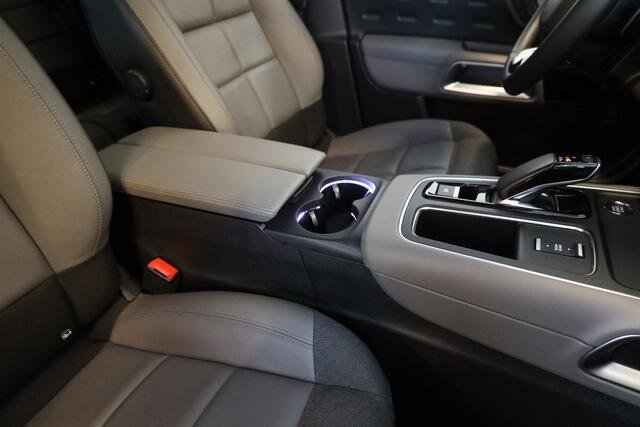 Citroen C5 Aircross Plug-in Hybrid 225 Shine 19" | All season banden | Panoramadak etc