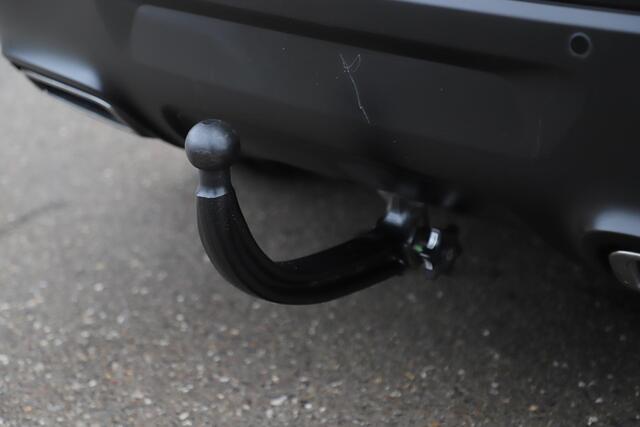 Citroen C5 Aircross 1.2 PureTech Business Plus 131PK Trekhaak Panoramadak 19 inch LMV Navigatie Achteruitrijcamera Adaptive Cruise Half Leder