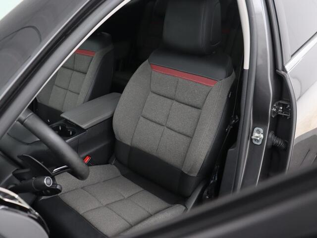 Citroen C5 Aircross 1.6 Plug-in Hybrid 225 | Carplay | Climate control | Camera | Privacy glass