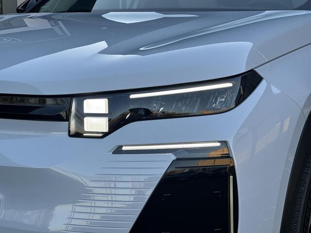 Citroen C5 Aircross Business Comfort Range 73 kWh | Panorama | Stuur-/Stuurverwarming | Stoelmassage | Parkeercamera/-sensoren | DAB | Adaptive Cruise Control | Full LED | Apple Carplay/Android Auto | Navigatie | Climate Control | Head-Up Display | Draadloze telefoo