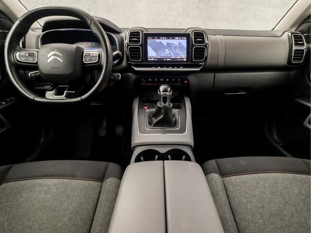 Citroen C5 Aircross 1.2 PureTech Sport (VIRTUAL COCKPIT, APPLE CARPLAY, GROOT NAVI, 360 CAMERA, TREKHAAK, SPORTSTOELEN, GETINT GLAS, CRUISE, NIEUWSTAAT)
