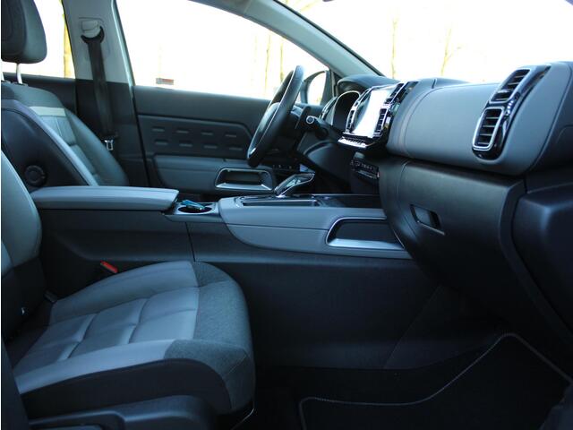 Citroen C5 Aircross 1.6 PureTech Shine Automaat | Navi / Panoramadak / Camera