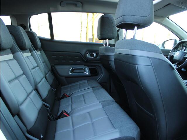 Citroen C5 Aircross 1.6 PureTech Shine Automaat | Navi / Panoramadak / Camera