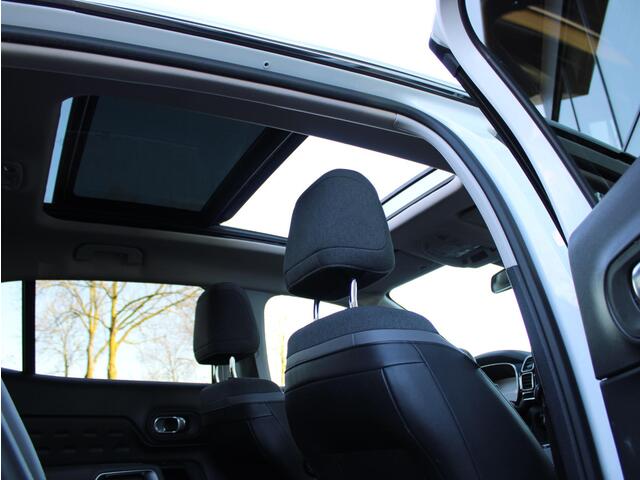 Citroen C5 Aircross 1.6 PureTech Shine Automaat | Navi / Panoramadak / Camera