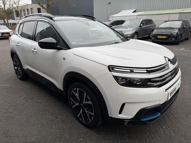 Citroen C5 Aircross 225pk Plug-in Hybrid Shine (Trekhaak - Leder incl verwarming/massage/geheugen - Elektrische Klep - 19" incl 4S - Adaptieve Cruise Controle - Keyless Entry - Draadloos laden)