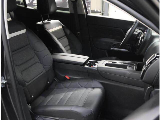 Citroen C5 Aircross 1.2 Hybrid 145PK Max | 1ste eigenaar | AppleCarPlay/AndroidAuto | Cruise Control | Keyless | Navigatie | FULL LED | DAB Radio | Isofix | Privacy Glass | Parkeersensoren |