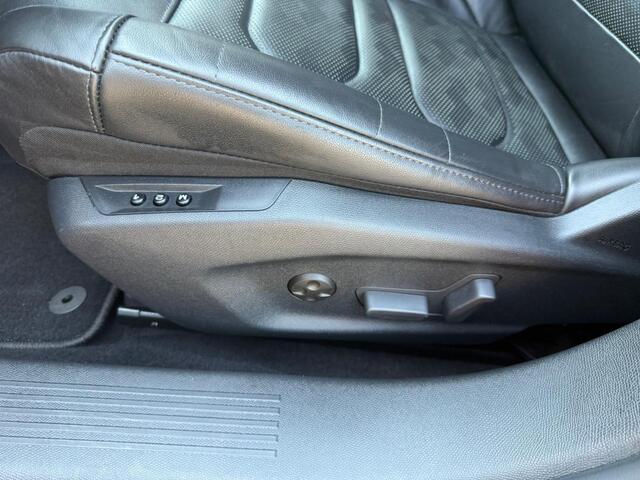 Citroen C5 X 1.6 Plug-in Hybrid 225 Shine *ACC & 360 Camera*