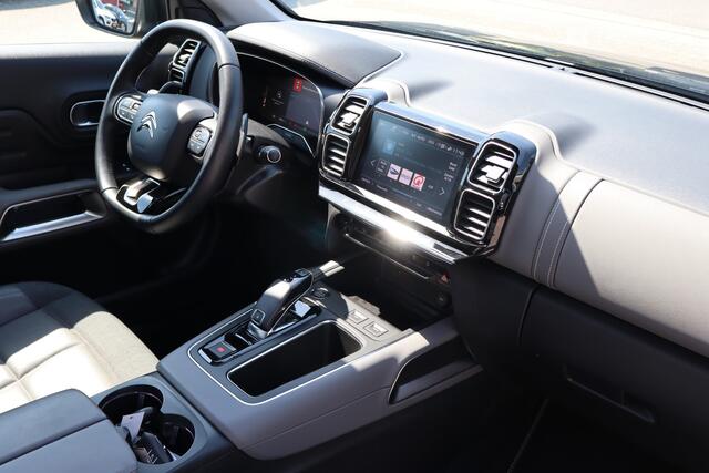 Citroen C5 Aircross 1.2 PureTech Shine Panoramadak! Elektrische bestuurdersstoel/Apple carplay/Stoelverwarming/360 graden camera/Parkeersensoren/Lane assist/Elektrische achterklep