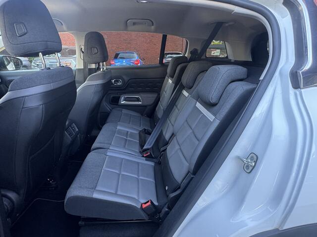 Citroen C5 Aircross 1.2 PureTech Business // NAVI // CAMERA // TREKHAAK // CLIMA // CRUISE // DODENHOEK SENSOR //