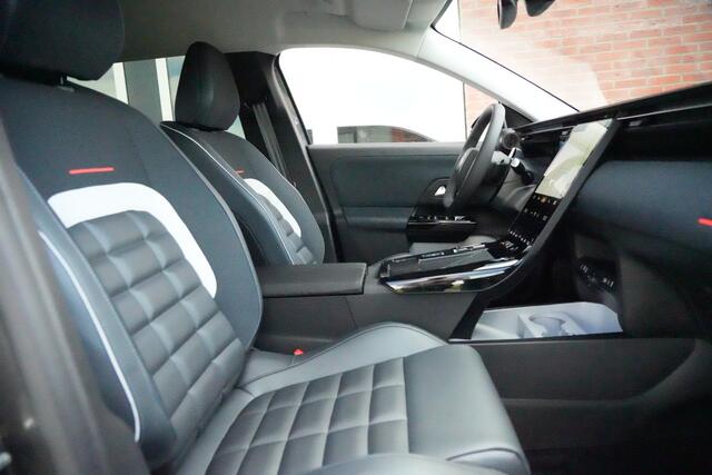 Citroen C5 Aircross 1.2 Hybrid 145 Max 145pk Navigatie/360camera/Stoelverwarming