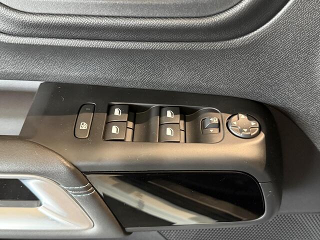 Citroen C5 Aircross 1.6 Plug-in Hybrid 225 Shine | Stoelverwarming | Navigatie | Climate control | Camera