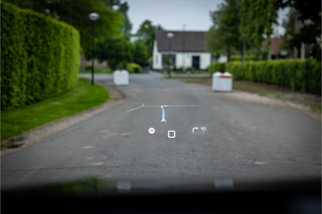Citroen C5 X 1.2 PureTech Plus Head Up 19"