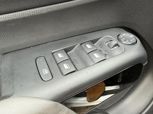 Citroen C5 Aircross 1.6 PureTech Business Plus ALL-INRIJKLAARPRIJS/180pk/Camera/Trekhaak/Duo-Tone/Lederen bekleding