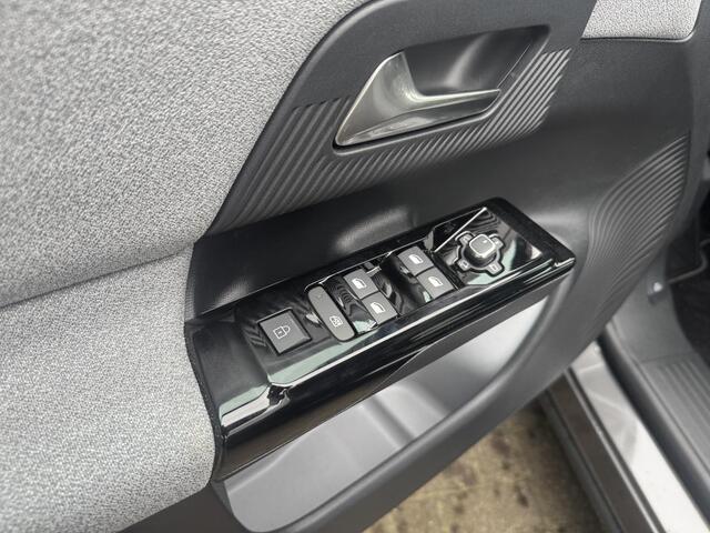 Citroen C5 e-C5 Aircross EV 73 kwh 210 pk Comfort range Plus | Apple Carplay/Android Auto | Draadloze telefoonlader | Climate Control | Lichtmetalen Velgen 19 Inch | Verwarmd Stuur