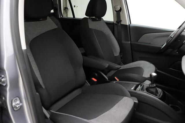 Citroen GRAND C4 PICASSO 1.2 PureTech Feel | Trekhaak | Camera | navigatie | Getint glas | 7 persoons uitvoering
