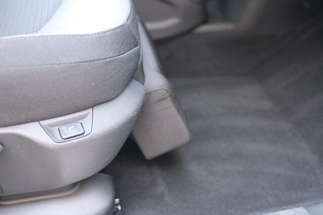 Citroen GRAND C4 PICASSO PT 130 Shine Elektr. a klep | Massage | 7 zits