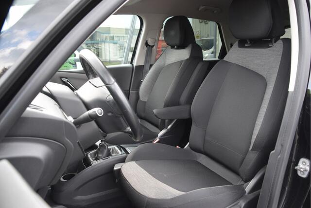 Citroen GRAND C4 PICASSO 1.2 PureTech Shine Carplay | LMV | Trekhaak | Camera | Adaptive cruise | Bluetooth