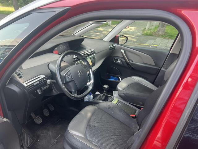Citroen GRAND C4 PICASSO SpaceTourer 1.2 PureTech Shine Camera/Elektrische klep/Sensoren rondom/Keyless/Riem vervangen/GEEN AFLEVERKOSTEN