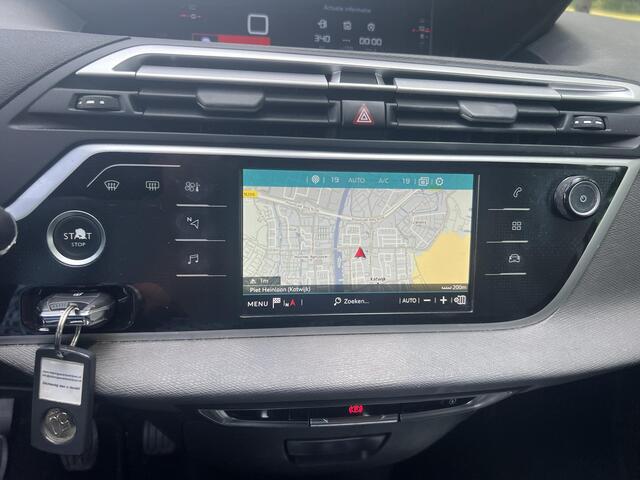 Citroen GRAND C4 PICASSO SpaceTourer 1.2 PureTech Shine Camera/Elektrische klep/Sensoren rondom/Keyless/Riem vervangen/GEEN AFLEVERKOSTEN